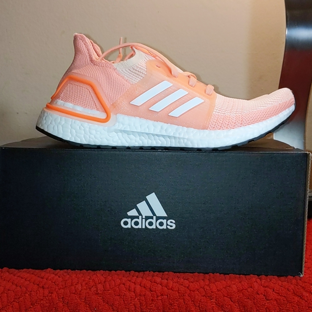 Adidas UltraBOOST 19